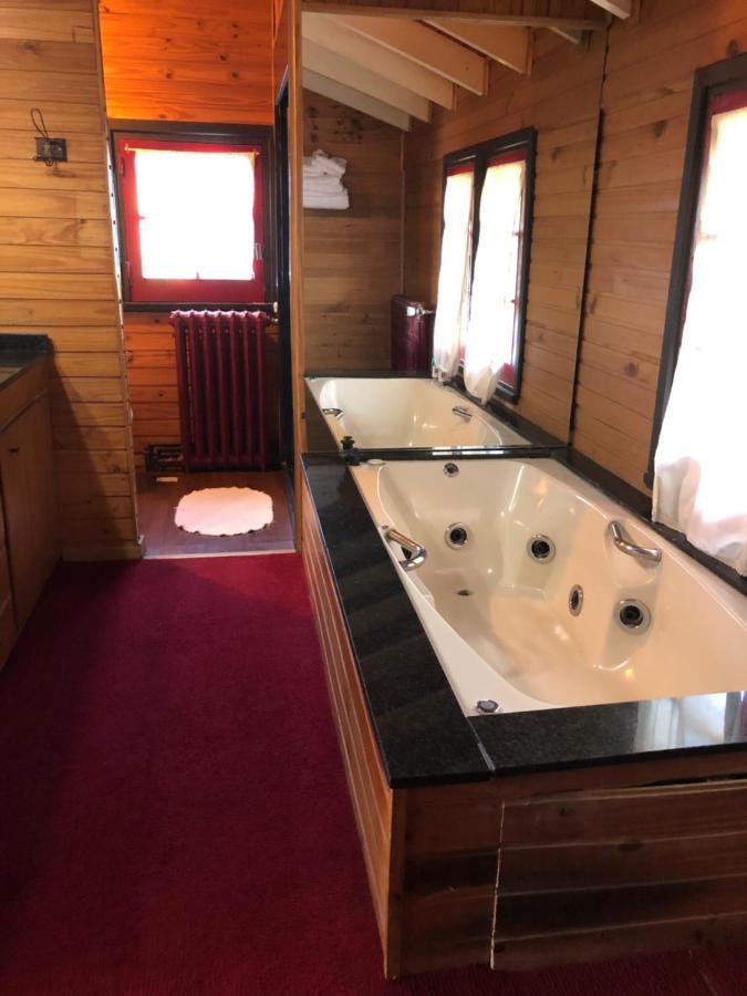 La Miralejos Acomodação com café da manhã San Carlos de Bariloche Exterior foto