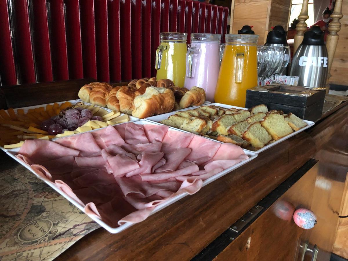 La Miralejos Acomodação com café da manhã San Carlos de Bariloche Exterior foto